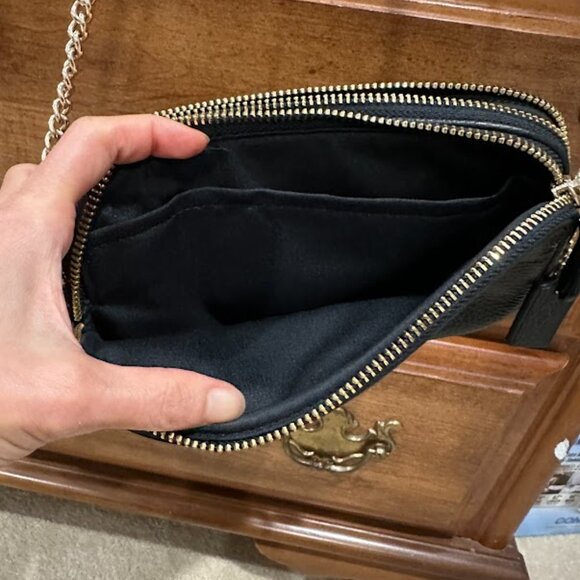 COACH mini crossbody - Picture 4 of 4